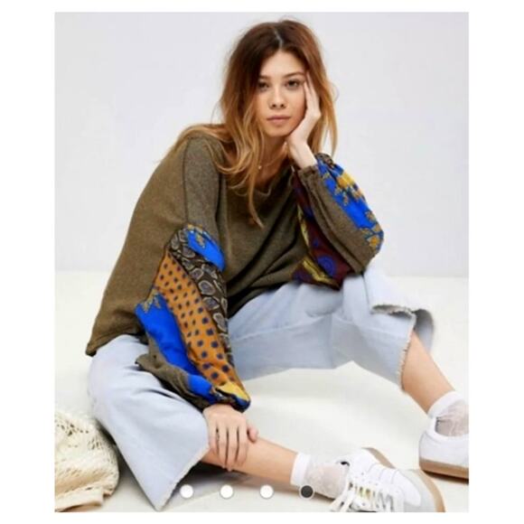 Free People BLOSSOM Oversized Printed Thermal Top Dolman Sleeves Olive Combo M - Picture 1 of 13